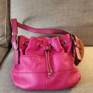 Tignanello Fuchsia Leather Shoulder Bag